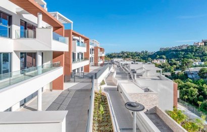 Resale - Apartment - Middle Floor Apartment - Benahavís - Benahavís Centro