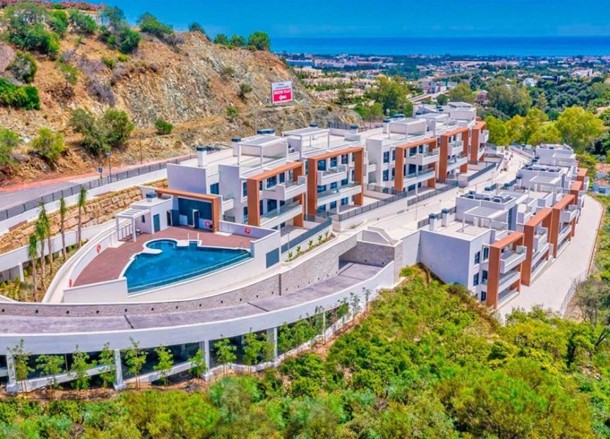 Resale - Apartment - Middle Floor Apartment - Benahavís - Benahavís Centro