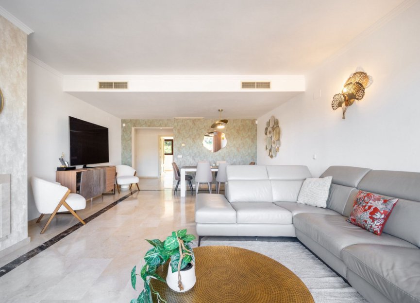 Resale - Apartment - Penthouse - Benahavís - La Quinta