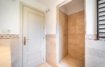 Resale - Apartment - Penthouse - Benahavís - La Quinta