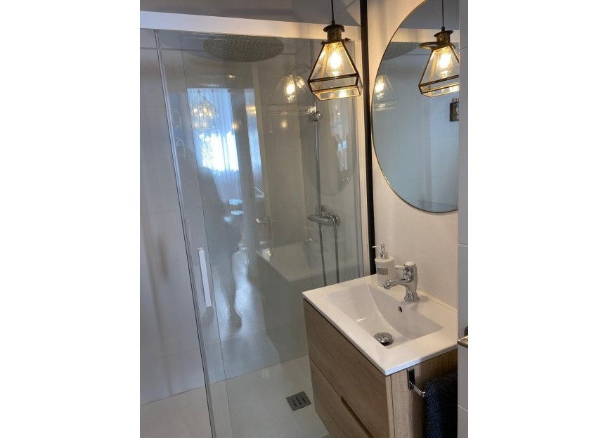 Resale - Ground floor apartment - Benalmádena - Benalmadena Centro