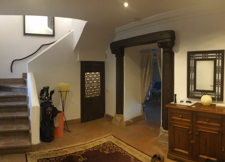 Resale - House - Finca - Cortijo - Estepona - Estepona Centro