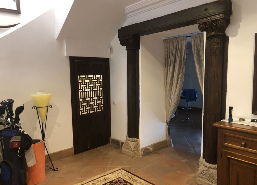 Resale - House - Finca - Cortijo - Estepona - Estepona Centro