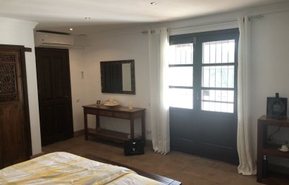 Resale - House - Finca - Cortijo - Estepona - Estepona Centro