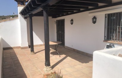 Resale - House - Finca - Cortijo - Estepona - Estepona Centro