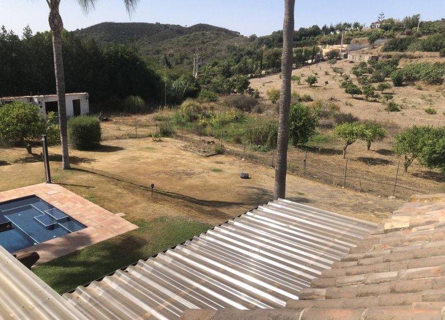 Resale - House - Finca - Cortijo - Estepona - Estepona Centro