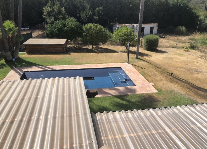 Resale - House - Finca - Cortijo - Estepona - Estepona Centro