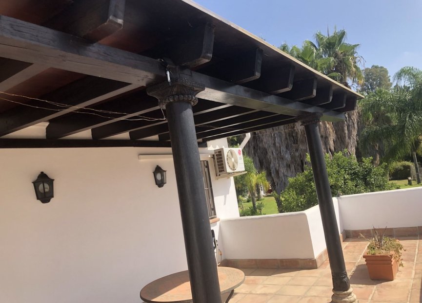 Resale - House - Finca - Cortijo - Estepona - Estepona Centro