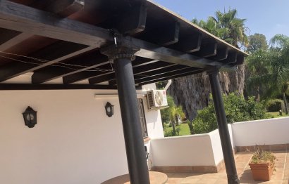 Resale - House - Finca - Cortijo - Estepona - Estepona Centro