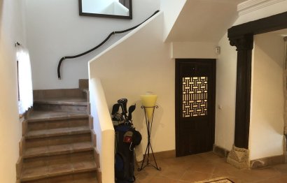 Resale - House - Finca - Cortijo - Estepona - Estepona Centro