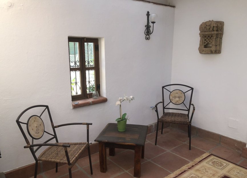 Resale - House - Finca - Cortijo - Estepona - Estepona Centro