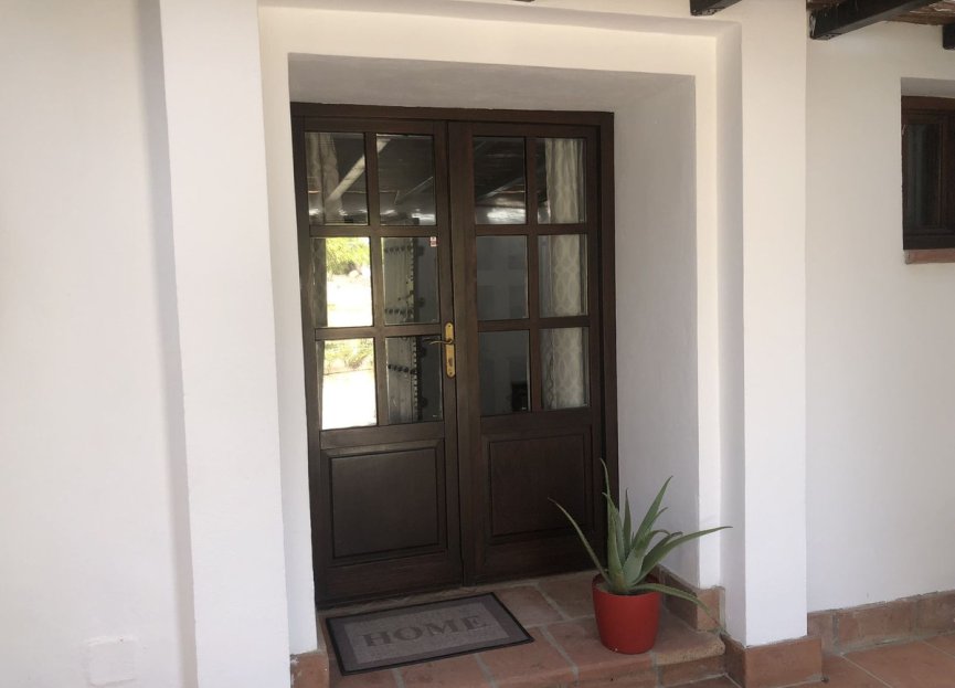 Resale - House - Finca - Cortijo - Estepona - Estepona Centro