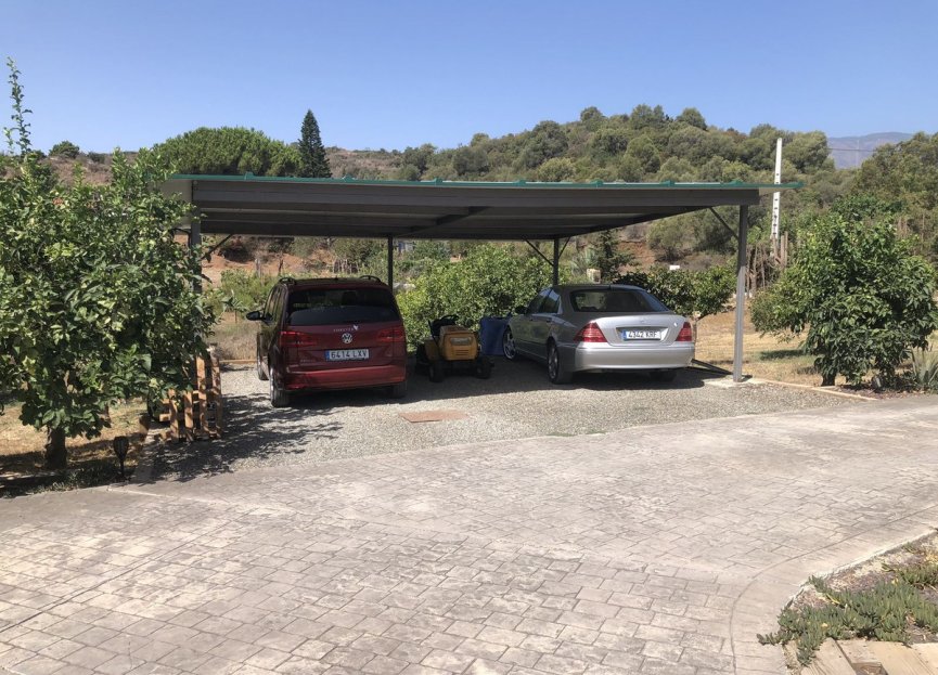 Resale - House - Finca - Cortijo - Estepona - Estepona Centro