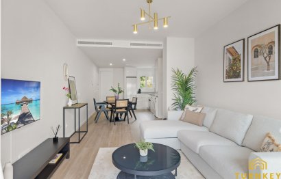 Resale - Apartment - Middle Floor Apartment - Estepona - Estepona Centro