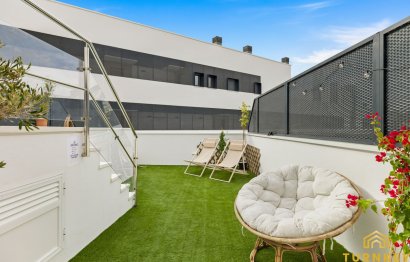 Resale - Apartment - Middle Floor Apartment - Estepona - Estepona Centro