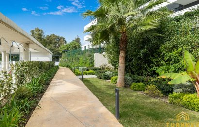 Resale - Apartment - Middle Floor Apartment - Estepona - Estepona Centro