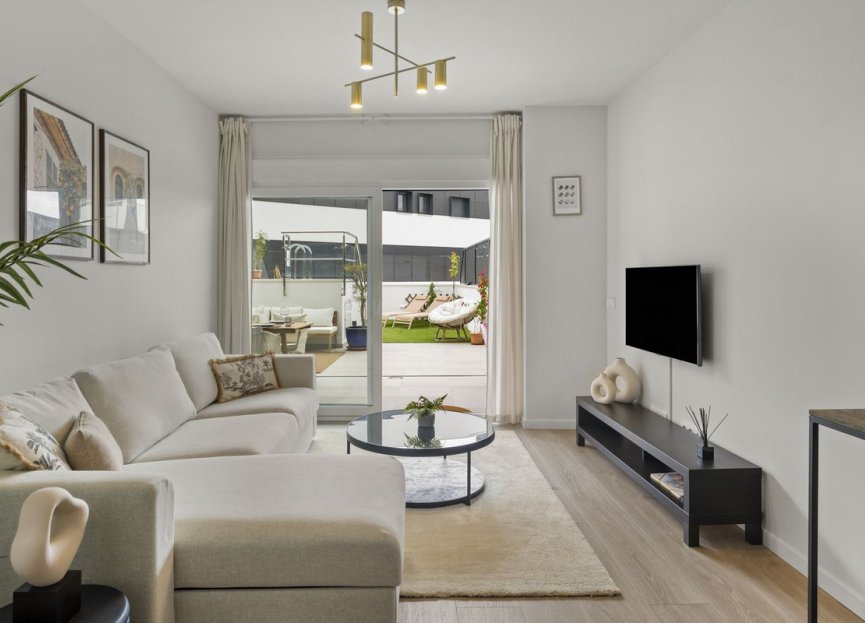 Resale - Apartment - Middle Floor Apartment - Estepona - Estepona Centro