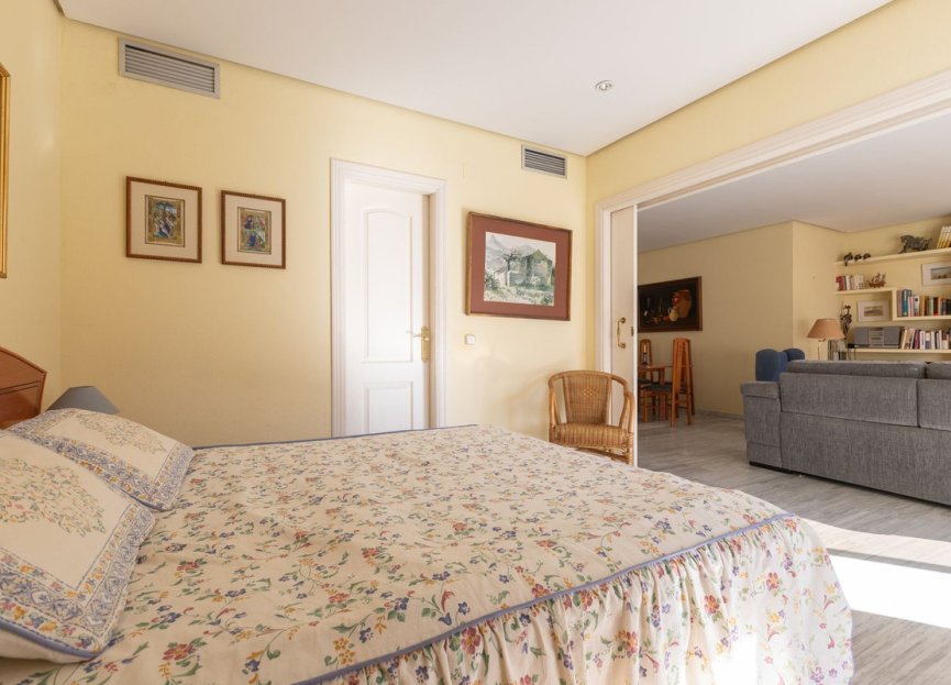 Resale - Apartment - Middle Floor Apartment - Elviria