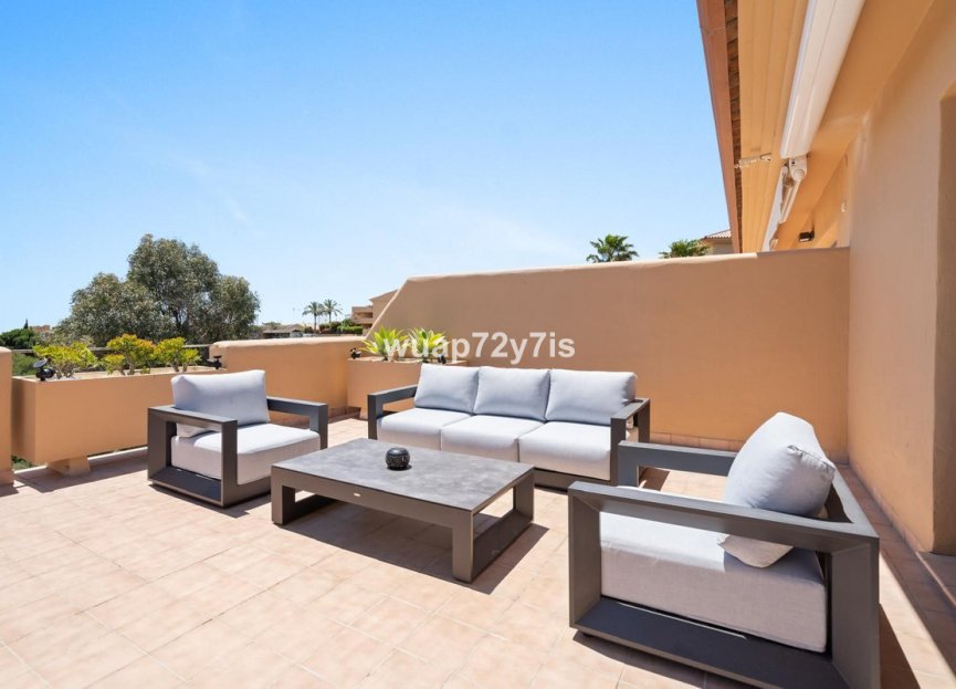 Resale - Apartment - Penthouse - Estepona - Selwo