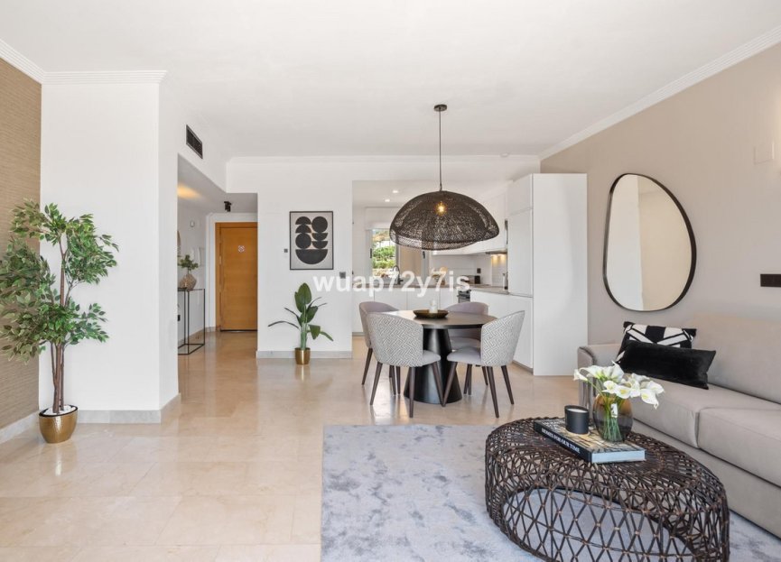 Resale - Apartment - Penthouse - Estepona - Selwo