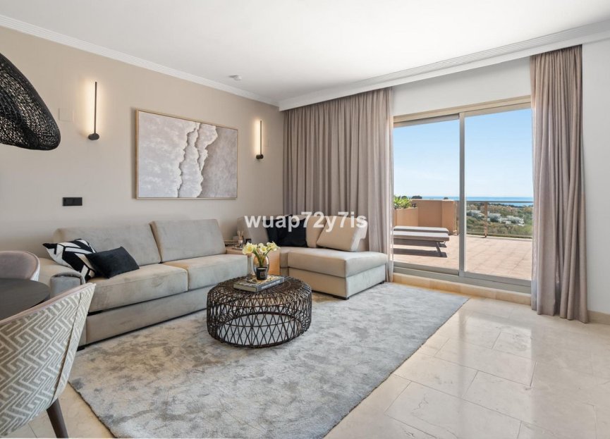 Resale - Apartment - Penthouse - Estepona - Selwo