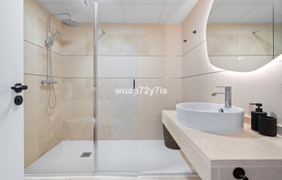 Resale - Apartment - Penthouse - Estepona - Selwo