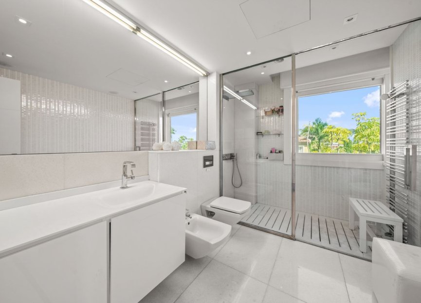 Reventa - House - Detached Villa - Marbella - Bahía de Marbella