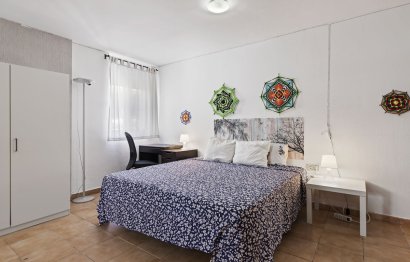 Resale - House - Detached Villa - Fuengirola - Fuengirola Centro