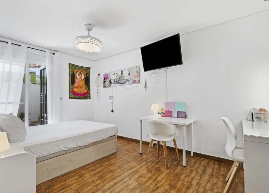 Resale - House - Detached Villa - Fuengirola - Fuengirola Centro