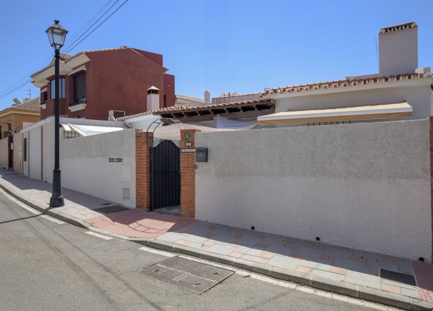 Resale - House - Detached Villa - Fuengirola - Fuengirola Centro