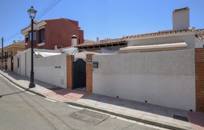 Resale - House - Detached Villa - Fuengirola - Fuengirola Centro
