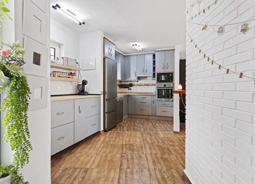 Resale - House - Detached Villa - Fuengirola - Fuengirola Centro