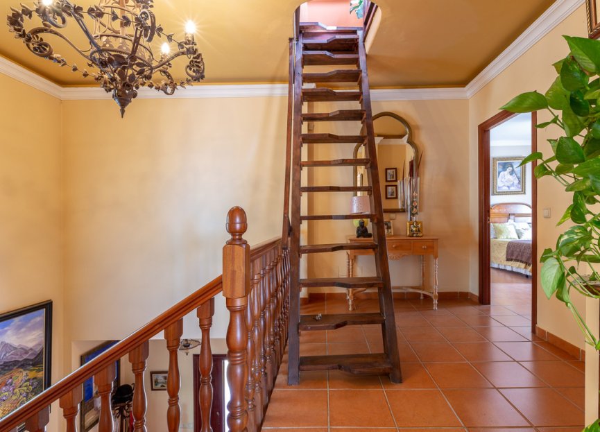 Resale - House - Detached Villa - Marbella - Marbella Centro