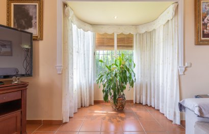 Resale - House - Detached Villa - Marbella - Marbella Centro