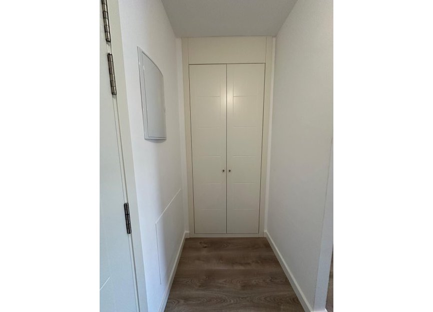 Resale - Apartment - Middle Floor Apartment - Marbella - Nueva Andalucia