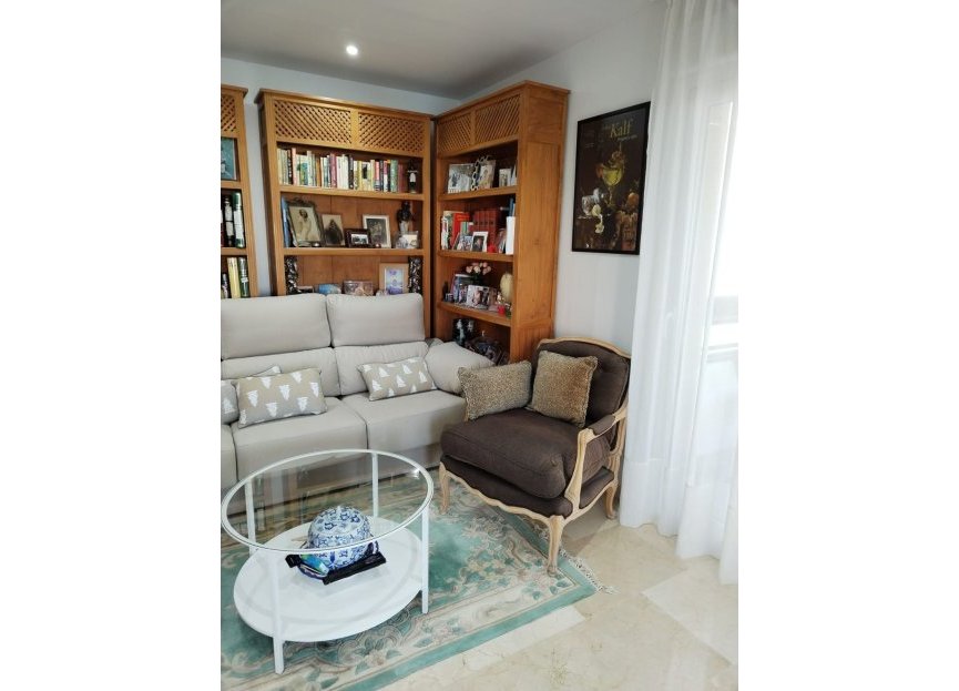 Resale - Apartment - Middle Floor Apartment - Marbella - Marbella Centro