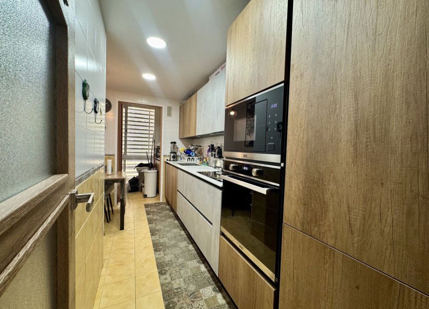 Resale - Apartment - Middle Floor Apartment - Benalmádena - Benalmadena Costa