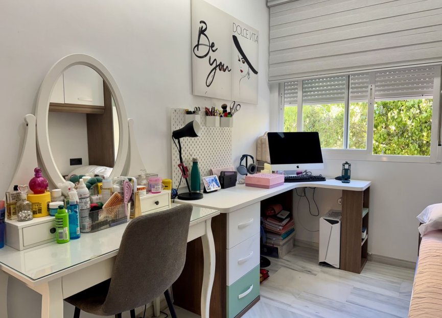 Resale - Apartment - Middle Floor Apartment - Benalmádena - Benalmadena Costa