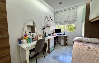 Resale - Apartment - Middle Floor Apartment - Benalmádena - Benalmadena Costa