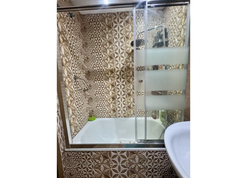 Resale - Apartment - Middle Floor Apartment - Benalmádena - Benalmadena Costa