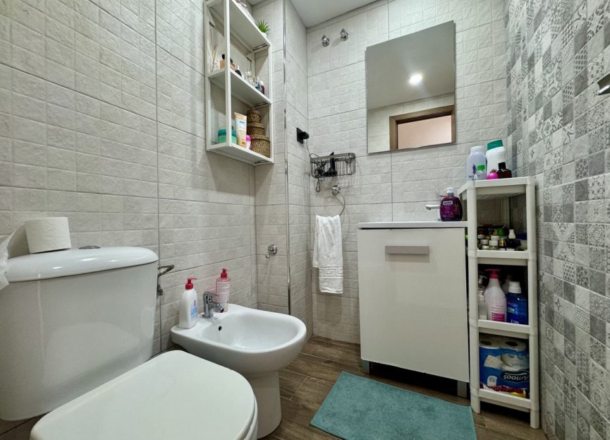 Resale - Apartment - Middle Floor Apartment - Benalmádena - Benalmadena Costa