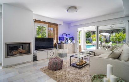 Resale - House - Detached Villa - Marbella - Nueva Andalucia