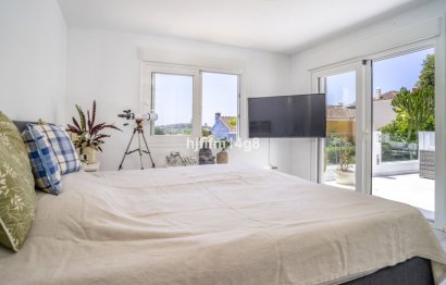 Resale - House - Detached Villa - Marbella - Nueva Andalucia