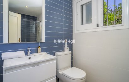 Resale - House - Detached Villa - Marbella - Nueva Andalucia