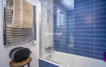 Resale - House - Detached Villa - Marbella - Nueva Andalucia