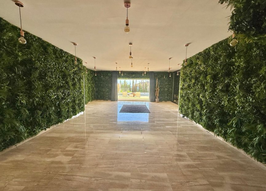 Resale - House - Detached Villa - Marbella - El Rosario