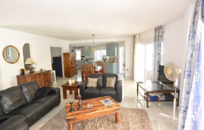 Resale - Apartment - Ground Floor Apartment - Marbella - The Golden Mile