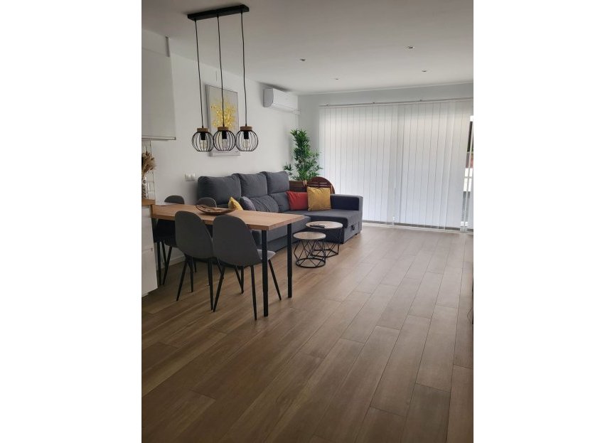 Resale - Apartment - Middle Floor Apartment - Fuengirola - Los Boliches