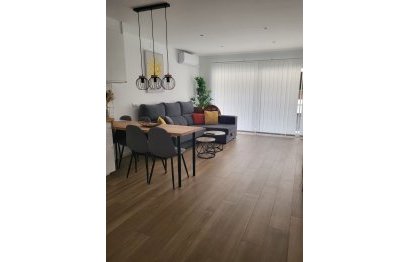 Resale - Apartment - Middle Floor Apartment - Fuengirola - Los Boliches