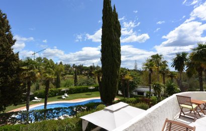 Resale - Apartment - Ground Floor Apartment - Marbella - The Golden Mile